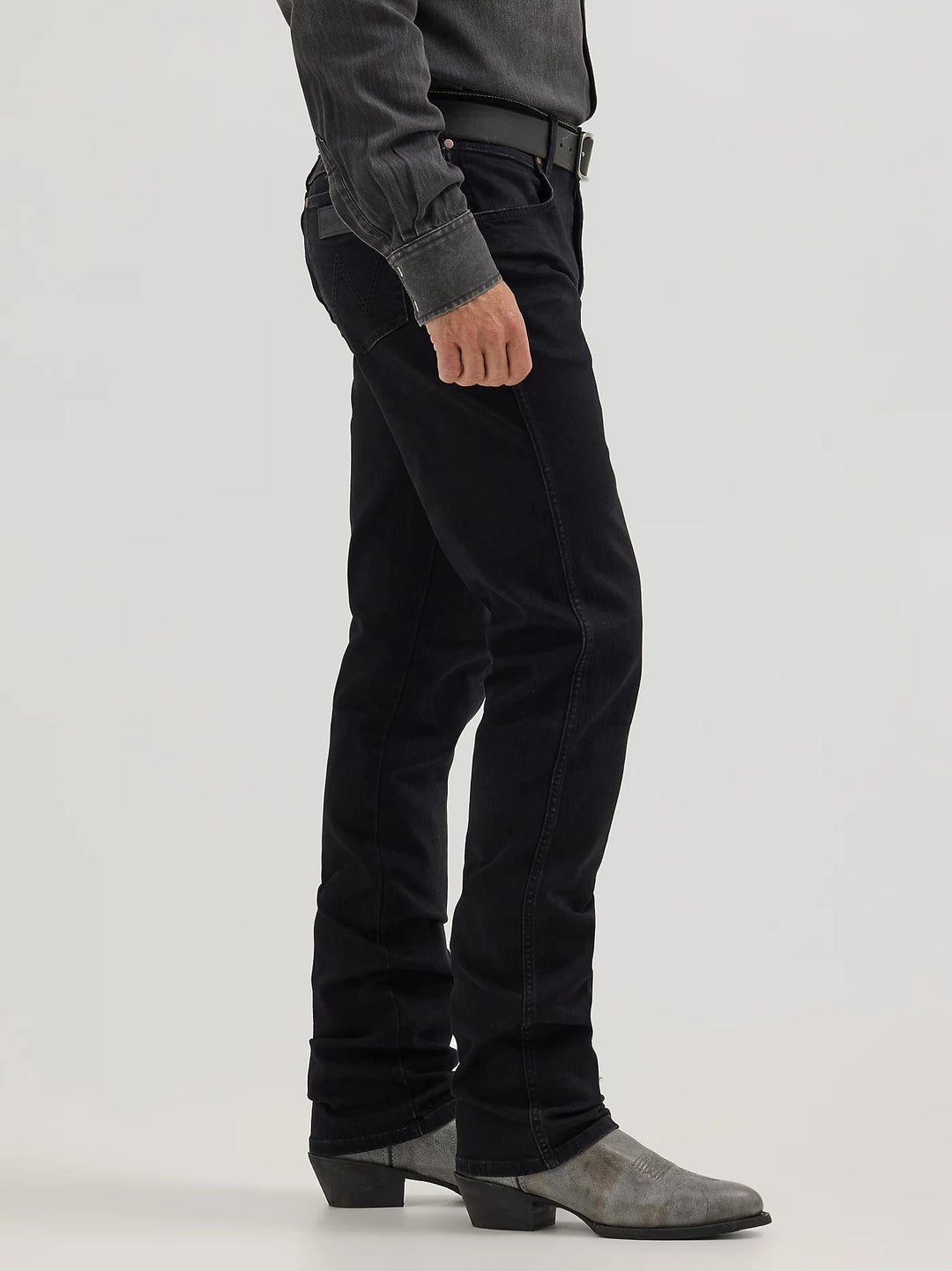 Wrangler Men's Retro Slim Fit Straight Leg Jean - Blackwell