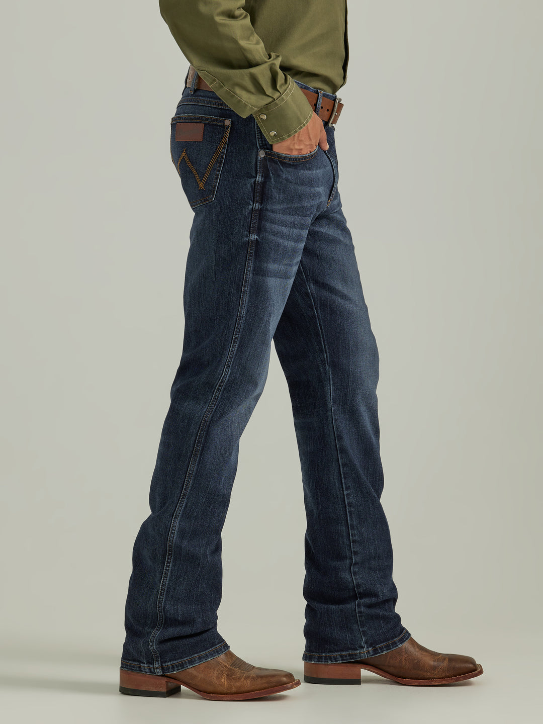 WRANGLER MEN'S RETRO SLIM FIT BOOTCUT JEANS - 77MWZWO – The Country Connection WRANGLER MEN'S RETRO SLIM FIT BOOTCUT JEANS - 77MWZWO – The Country Connection