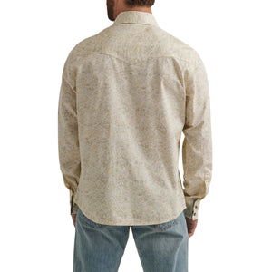 Wrangler Men's Retro Premium Long Sleeve Western Snap Printed Shirt in off White