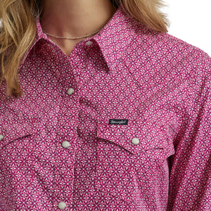 Wrangler Women's Long Sleeve Dress Snap Pink Shirt