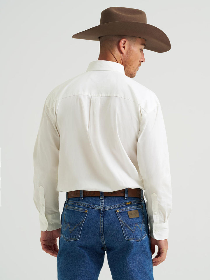 Wranglers Men's George Straight Relaxed Fit Long Sleeve - White