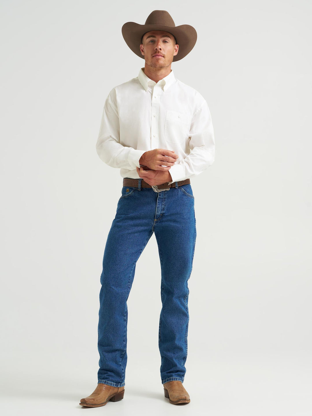 Wranglers Men's George Straight Relaxed Fit Long Sleeve - White