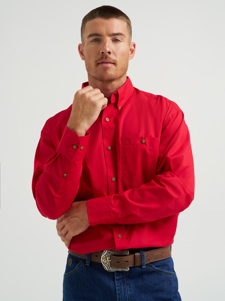 Wranglers Men's George Straight Relaxed Fit Long Sleeve - Red