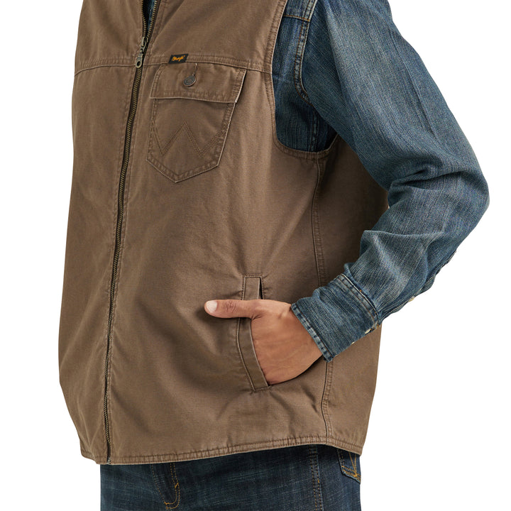 Wrangler Men's Harvest Quilt Lined Rancher Vest