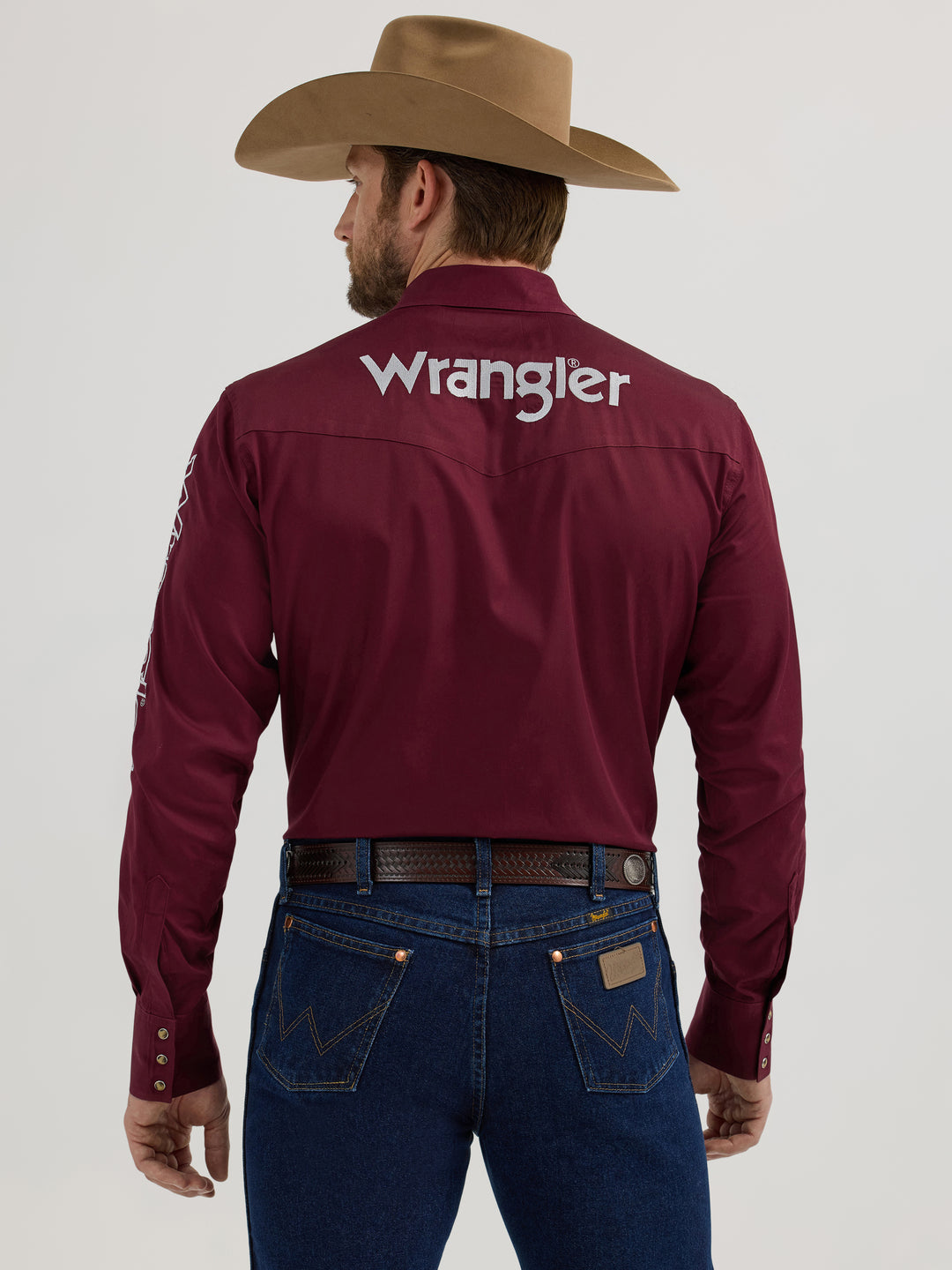 Wrangler Men's Classic Fit Silver Logo Button Down Wine Shirt