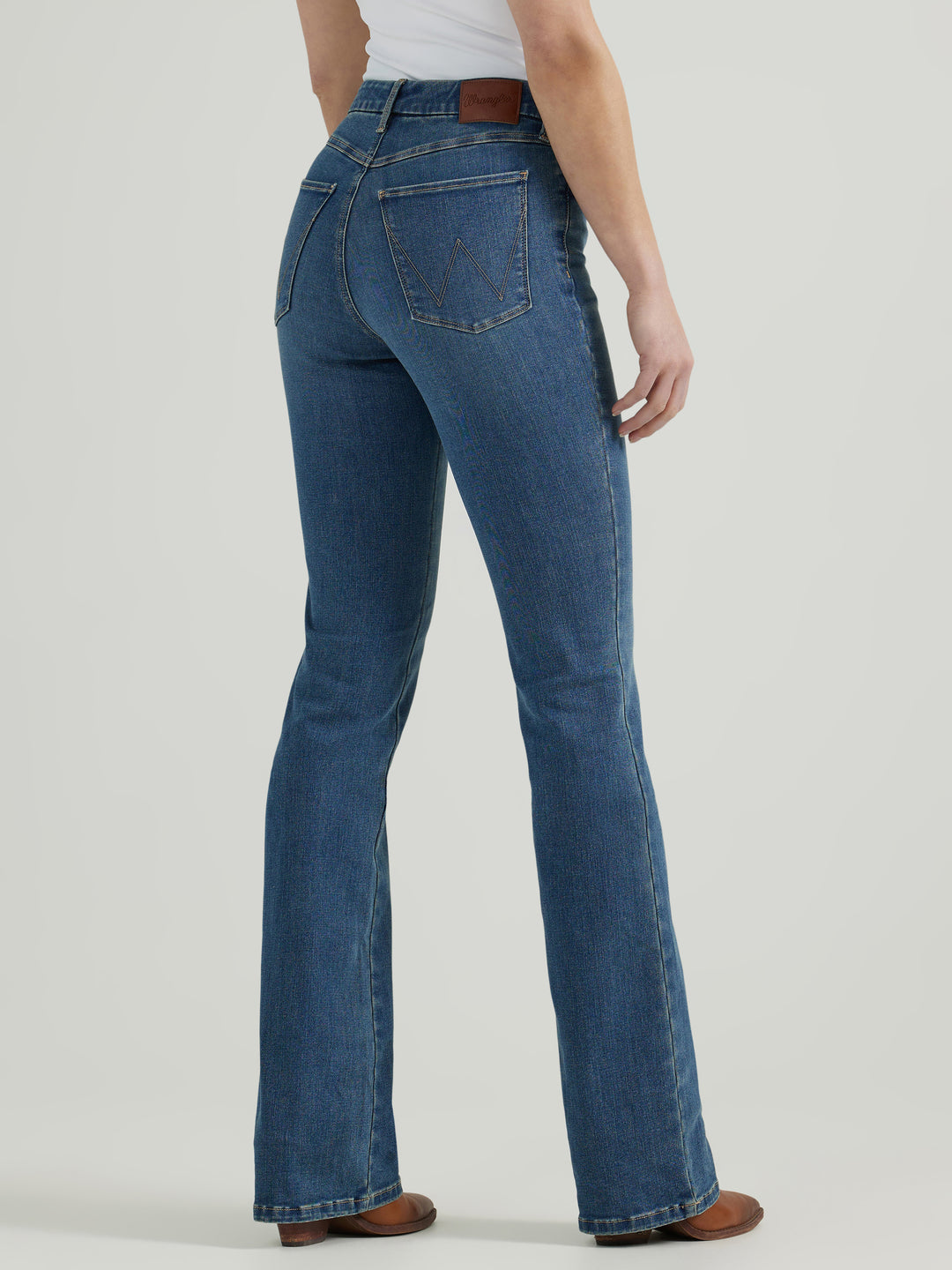 Wrangler Women's Bespoke High Rise Bootcut Jean