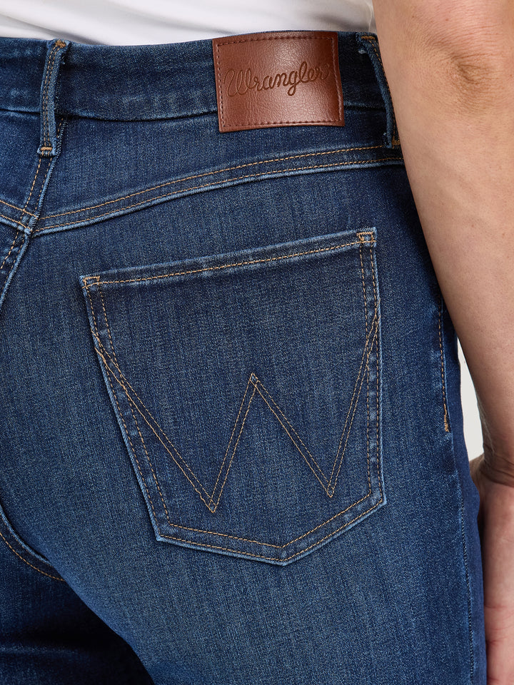Wrangler Women's Bespoke High Rise Bootcut Jean - June