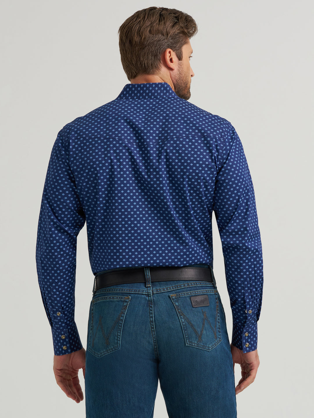Wrangler Men's 20X Competition Advanced Comfort Long Sleeve Two Pocket Western Snap Shirt - Dark Blue Ditsy