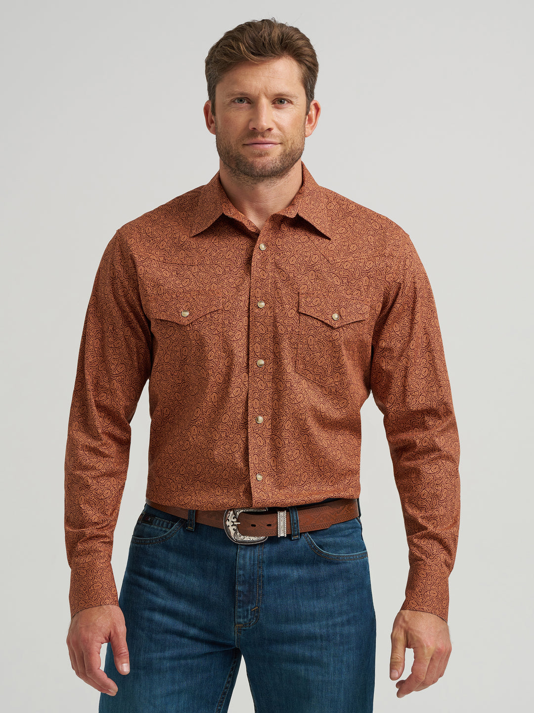Wrangler Men's 20X Competition Advanced Comfort Long Sleeve Two Pocket Western Snap Shirt - Rustic Brown Paisley