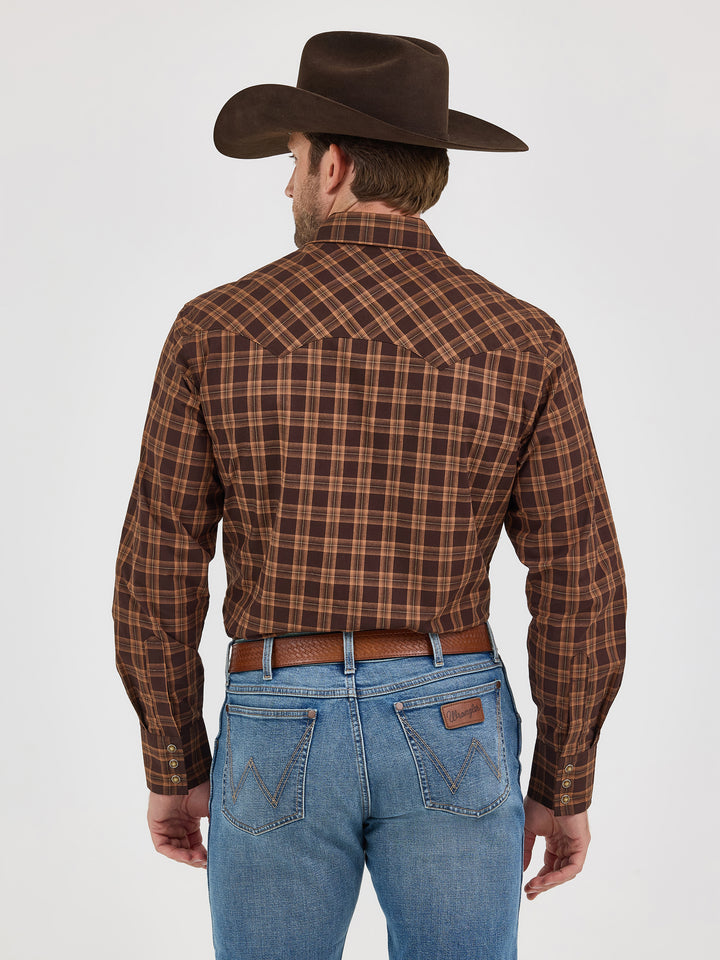Wrangler Men's Wrangler Retro® Long Sleeve Sawtooth Snap Pocket Western Shirt - Mocha Brown