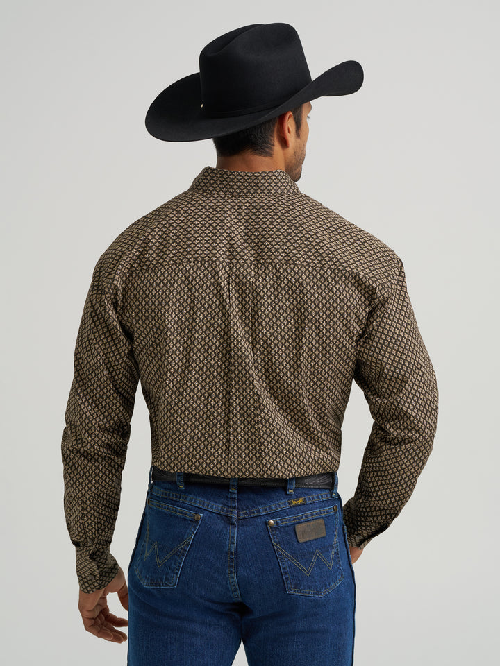 Wrangler Men's George Strait Long Sleeve Button Down One Pocket Shirt - Coffee Rhombi
