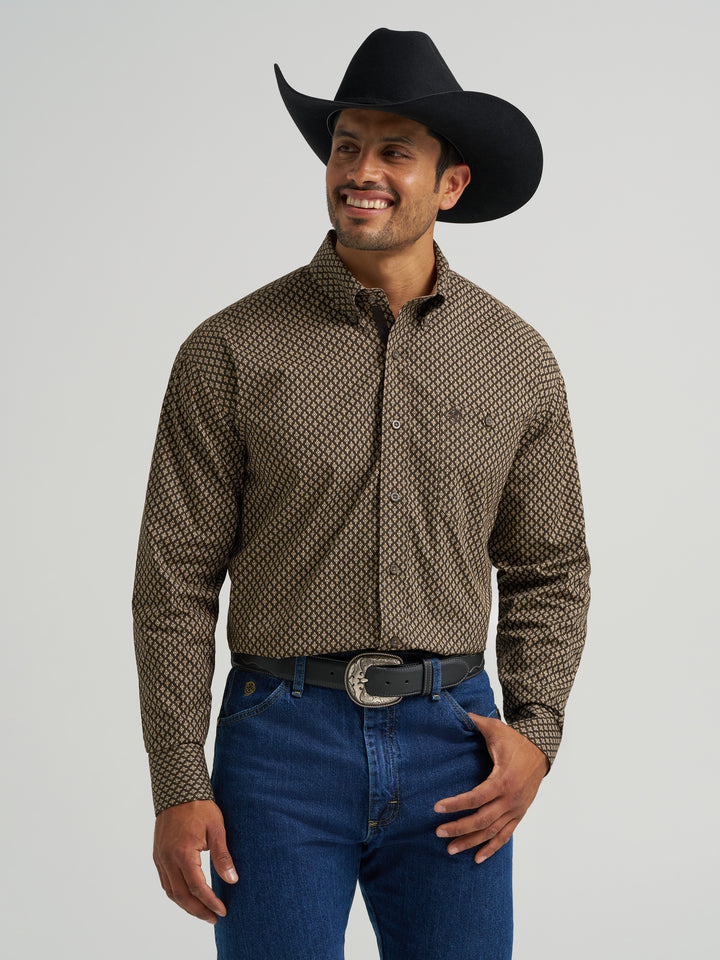 Wrangler Men's George Strait Long Sleeve Button Down One Pocket Shirt - Coffee Rhombi