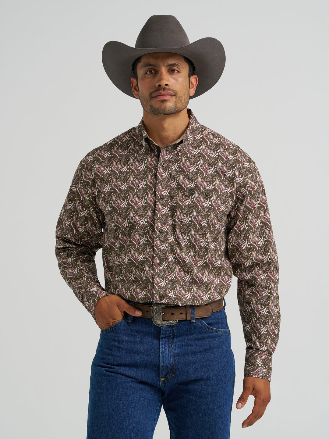 Wrangler Men's George Strait Long Sleeve Button Down One Pocket Shirt - Coffee Paisley