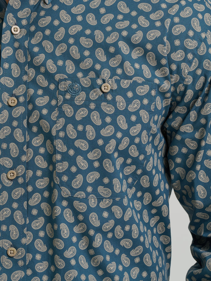 Wrangler Men's George Strait Long Sleeve Button Down One Pocket Shirt - Mallard Paisley
