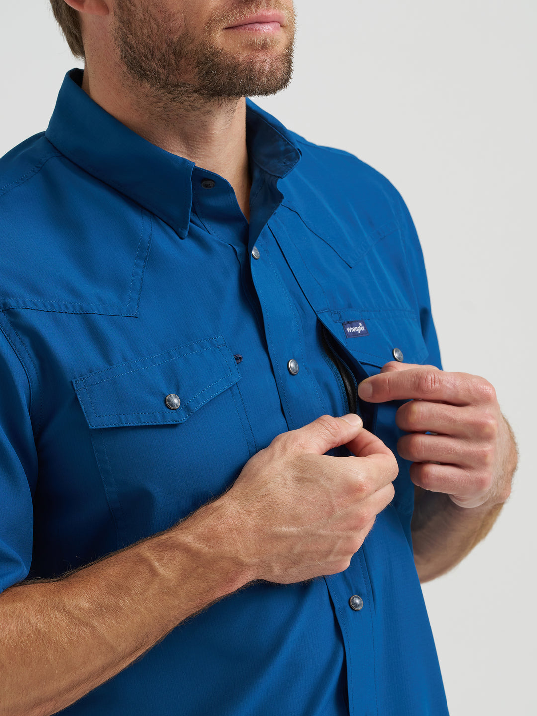 Wrangler Men's Performance Short Sleeve Snap Shirt - Blue
