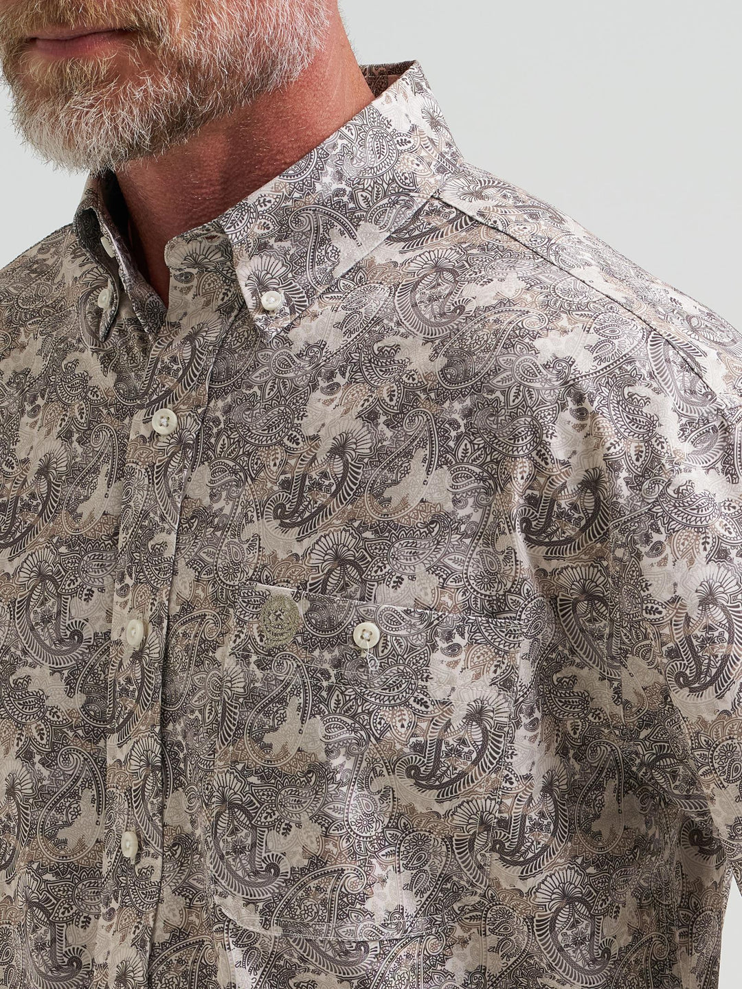 Wranglers Men's George Straight Relaxed Fit Long Sleeve - Brown