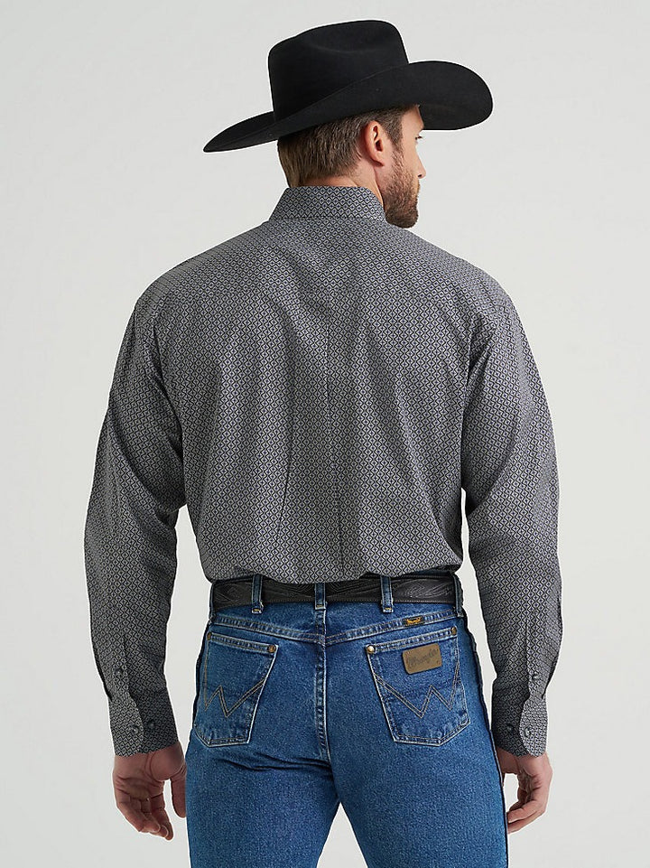 Wrangler Men's George Strait Long Sleeve Button Down One Pocket Shirt - Black Navy Hourglass