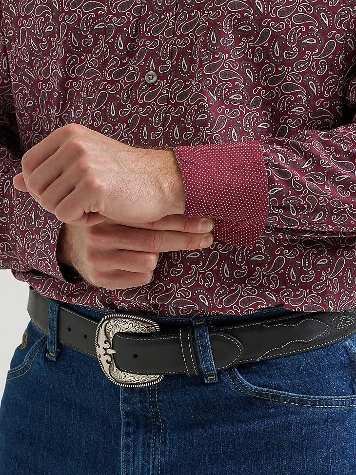 Wrangler Men's George Strait Solid Two Pocket Button Down Shirt - Wine Paisley