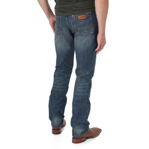 Wrangler Men's Retro Premium Slim Straight Jean 88MWP